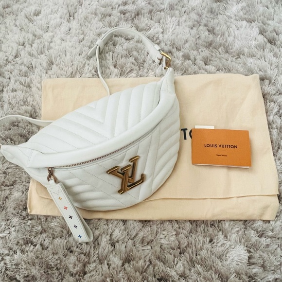 SOLD Louis Vuitton New Wave bum bag - Picture 2 of 7